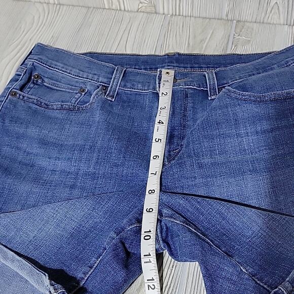 Levi's Mid Jean Shorts Womens Size Waist 29 US8 - Picture 7 of 8